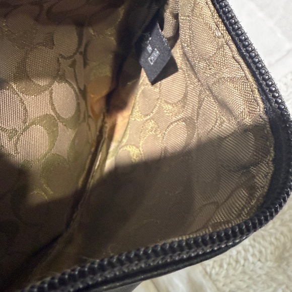 Vintage Black Coach Wristlet - Picture 5 of 12
